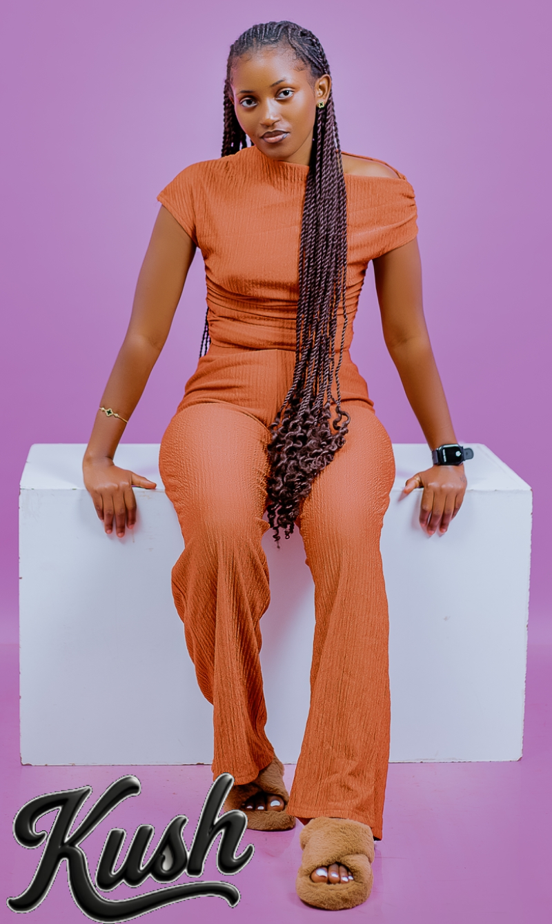 COMPLETE ACTIVEWEAR - front