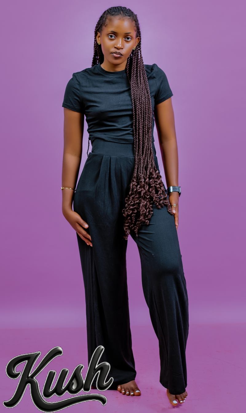 COMPLETE ACTIVEWEAR - front